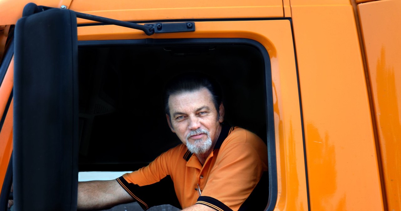53 tysiące polskich pracowników firm transportowych może stracić pracę /123RF/PICSEL