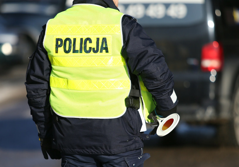 54-latka zatrzymała policja. Po odbiór samochodu wezwał synową, poszukiwaną przez prokuraturę /Damian Klamka/East News /East News