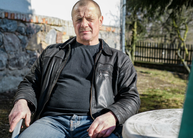 55-letni Ksztof udowodnił, że przyszedł do programu "Rolnik szuka żony" po prawdziwą miłość! /Piotr Matey/TVP/East News /East News