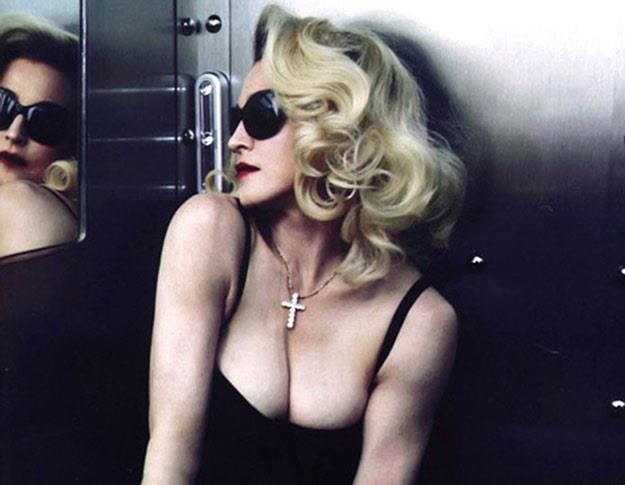 55-letnia Madonna nie stroni od odważnych sesji (fot. Target Press) /East News