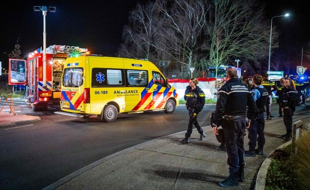 56-latka wjechała autem w tłum. Dramatyczne sceny w Holandii