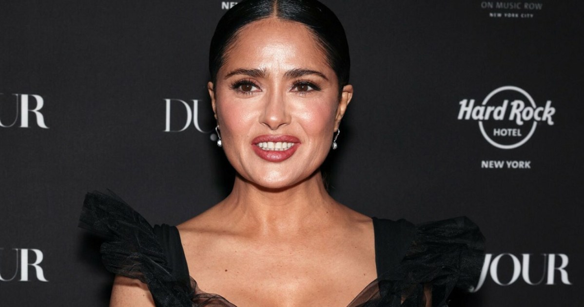 56-letnia Salma Hayek zachwyca w zmysłowej stylizacji /Rex Features/EAST NEWS /East News