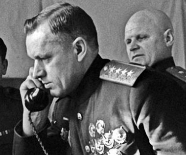 6 listopada 1949 r. Marszałek ZSRR został mianowany marszałkiem Polski