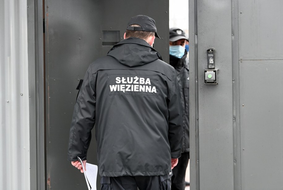 Korupcja w zakładzie karnym w Nowogardzie