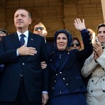 6 tys. gości na ślubie córki prezydenta Erdogana. Świadkiem - odchodzący premier