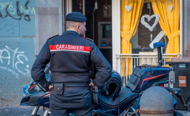 60-letni Polak terroryzował włoskie miasteczko. W mieszkaniu trzymał arsenał