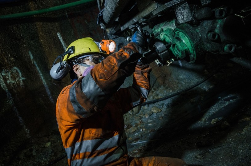 60 proc. górników obawia się utraty pracy (zdj. ilustracyjne) /123RF/PICSEL