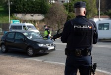 60 tysięcy euro nagrody za zabicie policjanta. “Musi być chrześcijaninem, żydem lub ateistą”