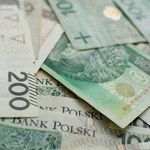 620 zł bez względu na wiek. Dodatek o tyle wzrośnie od marca