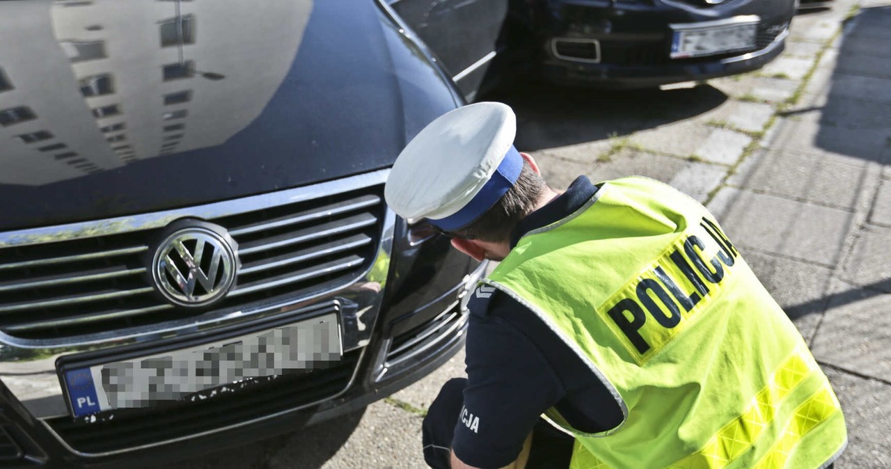 6200 złotych mandatów. Kierowca Volkswagena miał wiele na sumieniu. Fot. Ilustracyjna /PIOTR JEDZURA/REPORTER /East News