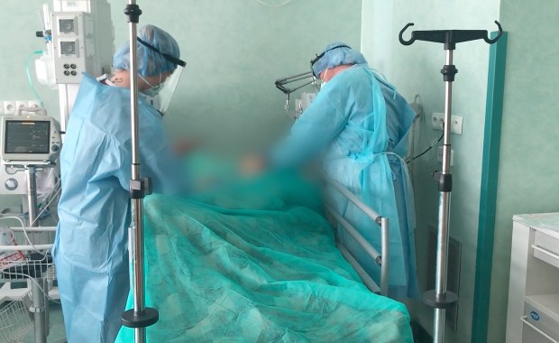 644 zgony, ponad 13 tys. zakażeń koronawirusem [NOWE DANE]