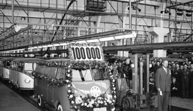 65 lat Volkswagena Transportera