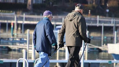 67-letni Pan Edward jest ozdrowieńcem. "Zmuszam płuca do wysiłku"