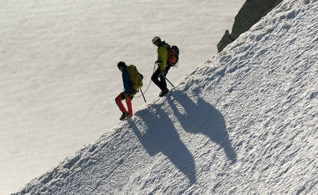7 lat od tragedii w Alpach. Zbyt łaskawa kara dla "czarnego przewodnika"?