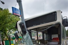 7 osób rannych w zderzeniu autobusu i samochodu w Łodzi