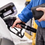 spalanie 7 trików na niższe zużycie paliwa zimą. Można zaoszczędzić nawet 1 l/100 km