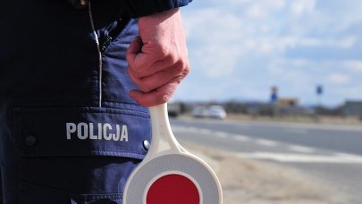 70-latek z tupetem. Był pijany i poprosił policję o podwiezienie