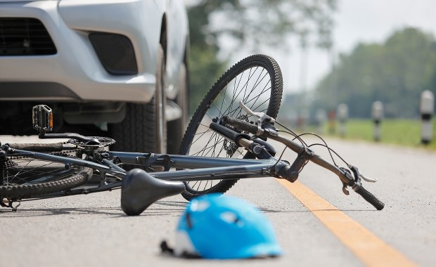 70-letni rowerzysta zginął potrącony przez samochód