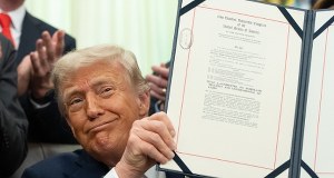 70 miliardów dolarów dla ICE i straży granicznej. Trump podpisał ustawę
