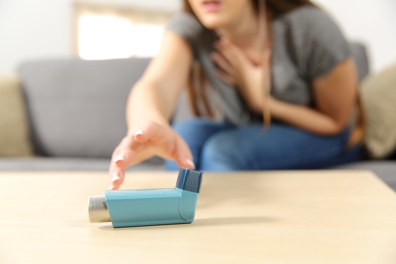 70 proc. chorych na astmę jest zdania, że ich chprpba nie jest poważna. /123RF/PICSEL