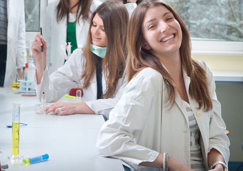 70 proc. studentów kierunków medycznych bardzo dobrze ocenia swoje szanse na zatrudnienie /123RF/PICSEL