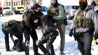 700 agentów ICE opuszcza Minnesotę. To redukcja, ale nie koniec działań