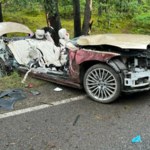 74-letnia kobieta rozbiła luksusowe auto za 1 mln zł. Seniorka ciężko ranna