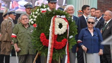 74. rocznica wybuchu Powstania Warszawskiego. "Kłaniam się wam dzisiaj w pas i składam hołd"