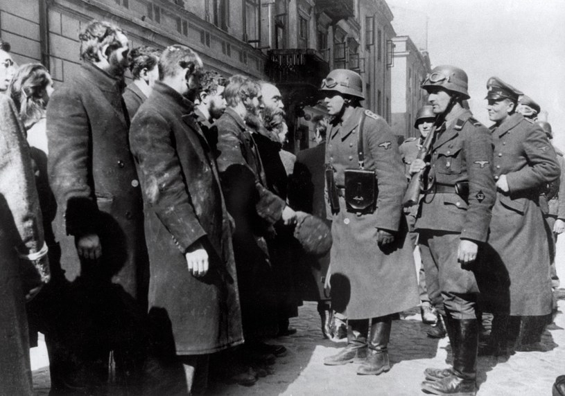 75 lat temu Niemcy zakończyli wielką akcję likwidacyjną w warszawskim getcie /AFP