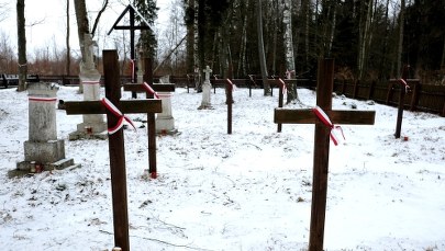 75 lat temu ukraińscy ochotnicy do dywizji SS "Galizien" spacyfikowali Hutę Pieniacką