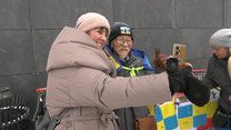 75-letni Japończyk od roku żyje w Ukrainie. Pomaga i zbiera fundusze