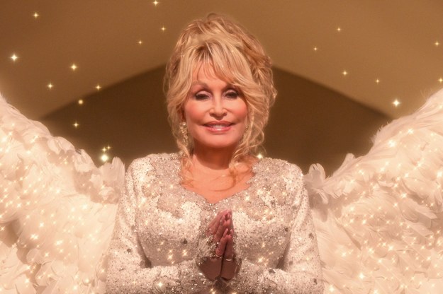 76-letnia piosenkarka Dolly Parton /Netflix / The Hollywood Archive / Hollywood Archive /PAP/Photoshot