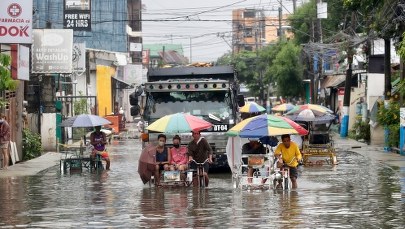 760 tys. osób wezwanych do ewakuacji. Nad Japonię nadciąga tajfun