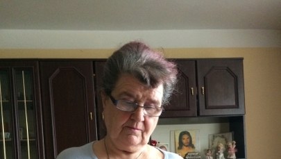 77-latka może trafić pod most, choć płaci czynsz