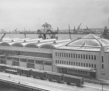 8 grudnia 1933 r. Otwarto Dworzec Morski w Gdyni