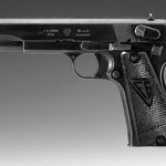 ​8 lutego 1935 r. Opatentowano pistolet VIS wz. 35, broń marzenie każdego żołnierza. 