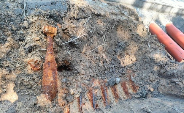 8 pocisków artyleryjskich znalezione podczas prac remontowych