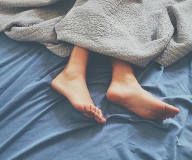 8 pozycji podczas snu, które mają wpływ na zdrowie