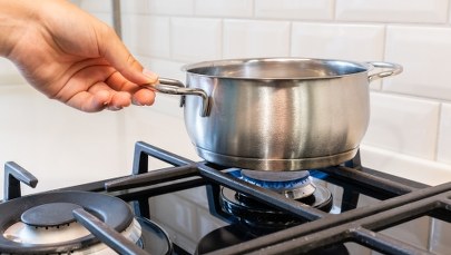 80-latka zostawiła odkręcony gaz. Ulatniał się kilka godzin