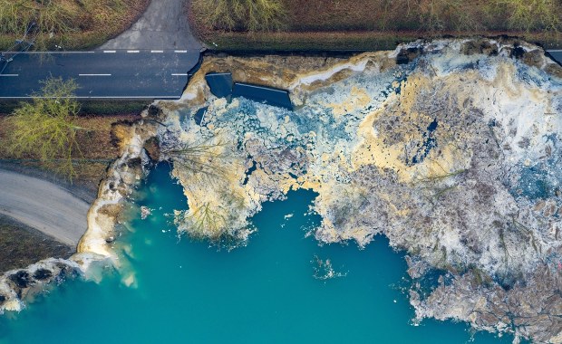 80 metrów drogi nagle zniknęło. Cud, że nikt nie zginął