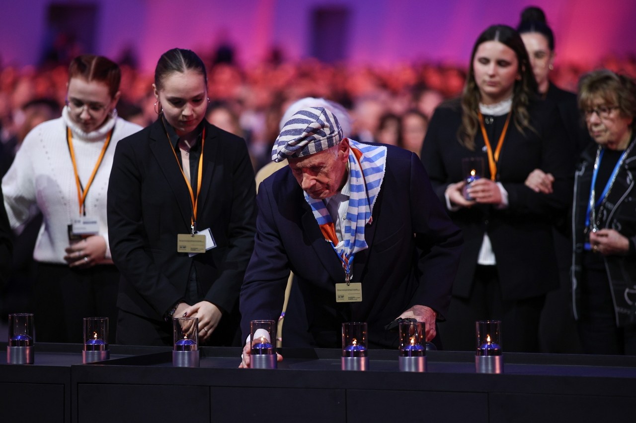 80. rocznica wyzwolenia Auschwitz. "Bądźcie uczuleni na wszelkie przejawy nietolerancji" [ZAPIS RELACJI]