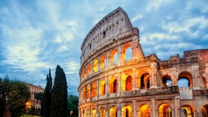 80 szwów dla nieostrożnego turysty. Makabryczny wypadek przy Koloseum