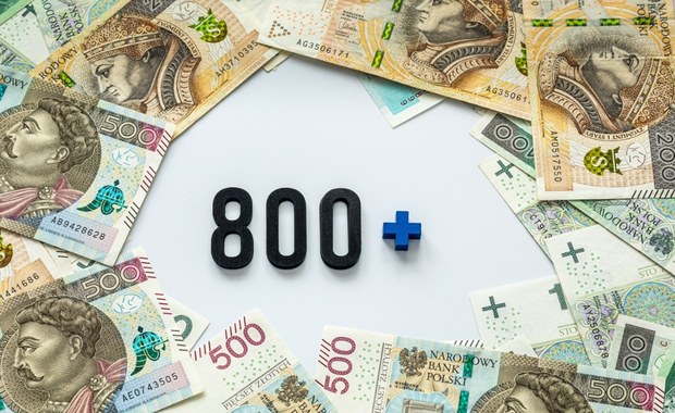 800 plus tylko dla pracujących Ukraińców. Milionowe koszty zmian przepisów