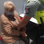 81-latka przemycała heroinę. Wpadła na warszawskim lotnisku