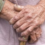 82-latka została uznana za zmarłą. Okazało się, że wciąż oddycha