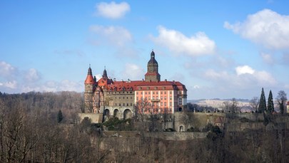 ​84-latek zaginął w pobliżu Zamku Książ. Wznowiono poszukiwania