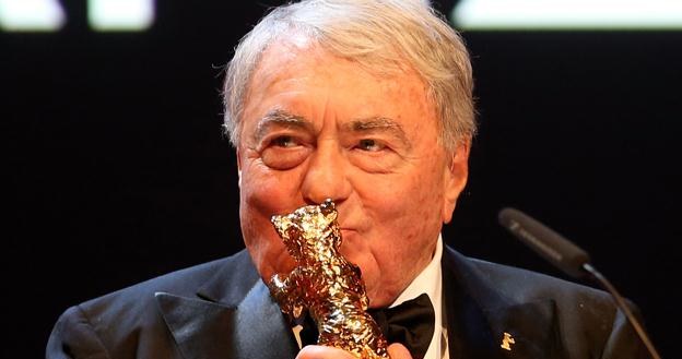 87-letni Claude Lanzmann z Honorowym Złotym Niedźwiedziem / fot. Vittorio Zunino Celotto /Getty Images/Flash Press Media