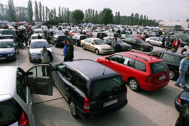 9 na 10 Polaków zamierza kupić auto używane / Fot: Tomasz Barański /Reporter
