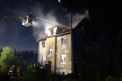 9 osób w szpitalach po pożarze w Jegłowniku