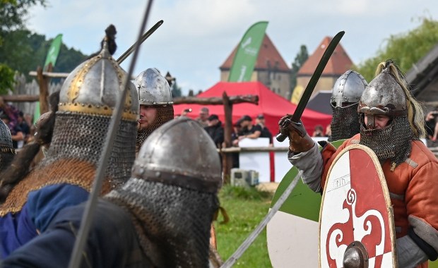 900 wojowników w epickiej bitwie! Wolin staje się areną średniowiecznych zmagań